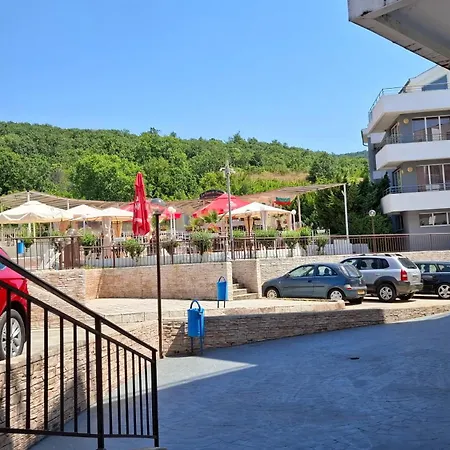 Comfortable In Sunset Complex, Apartmán Kosharitsa