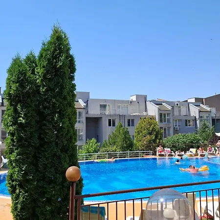 Peaceful Retreat At Sunset Resort Complex, Kosharitsa *